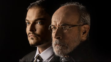 Os atores Maurício Machado e Osmar Prado na peça 'O Veneno do Teatro'. Foto: Priscila Prade